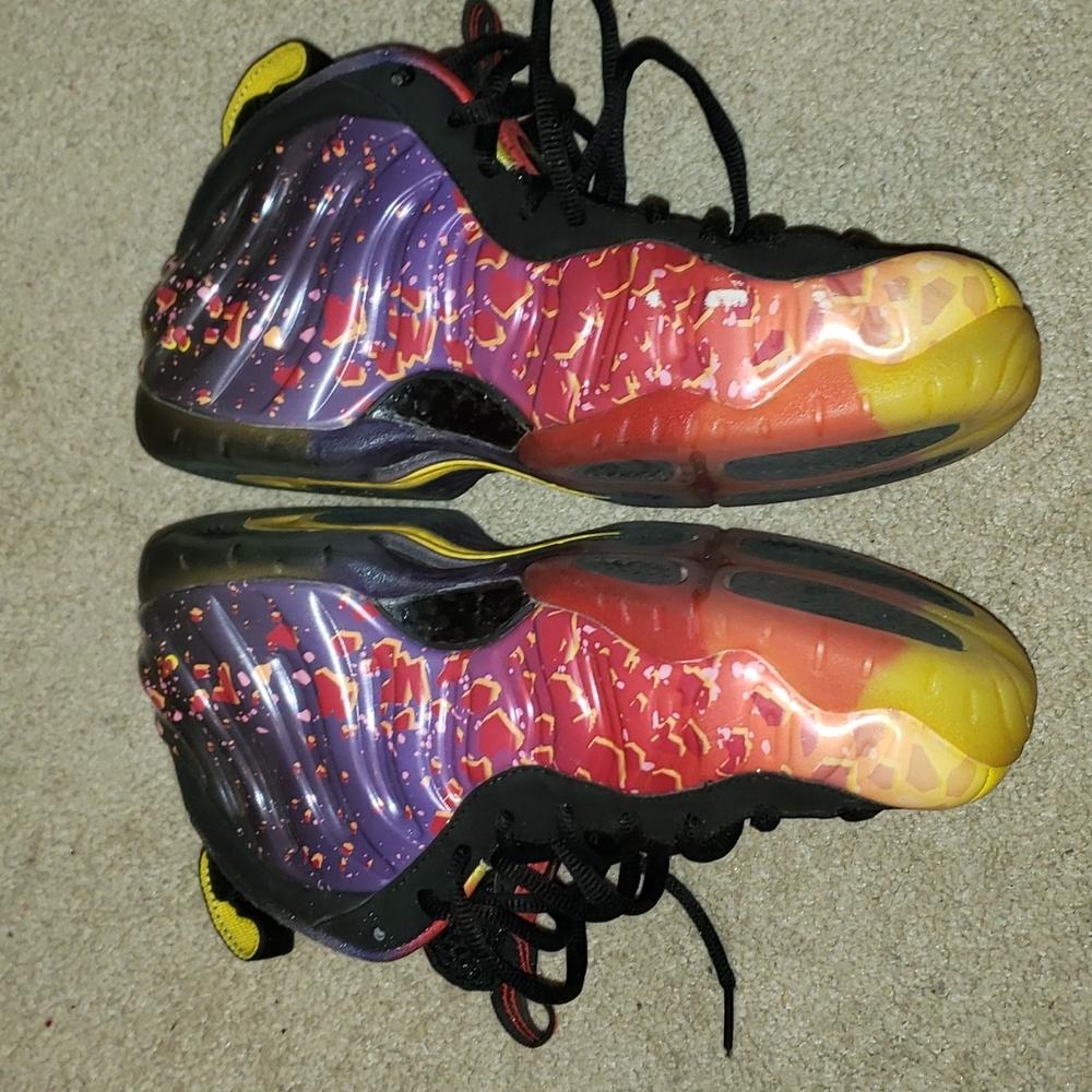 Asteroid foamposite sneakers - Picture 4 of 15